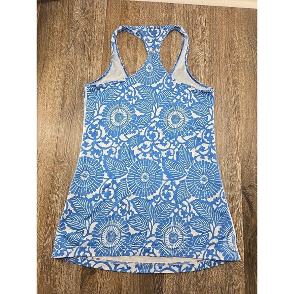 Lululemon Sz 6 Cool Racerback Tank Beach Floral Blue White Porcelaine Fitted - Picture 4 of 4